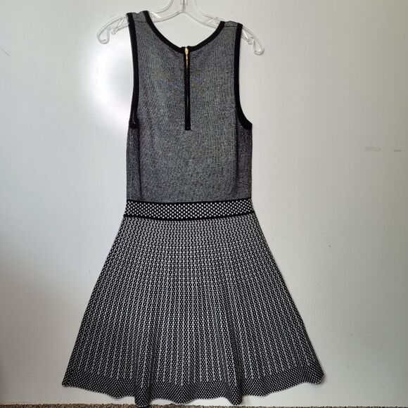 41 HAWTHORN FIT & FLARE SLEEVELESS GRAY BLACK STRETCH CAREER DRESS M MEDIUM - Picture 10 of 11